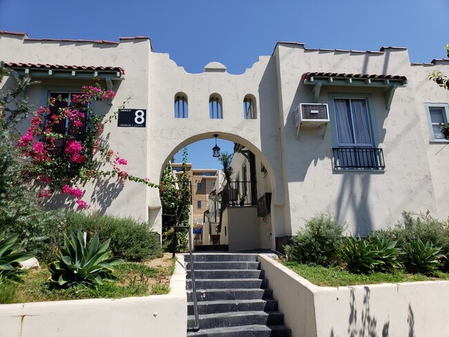 Photo - 1512 N Glendale Blvd Apartment Unit 1514 1/4 N Glendale Blvd