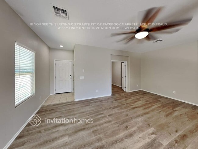 Photo - 19167 W Monroe St