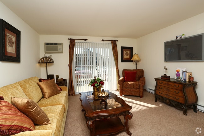 1br-Living Room