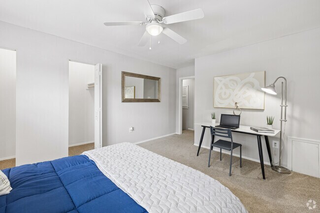 2BR, 1.5BA - 981SF - Primary Bedroom - London Towne
