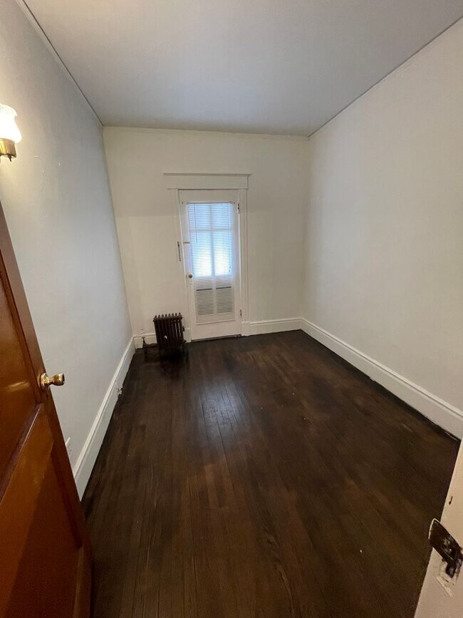 Photo - 6 McFarlan Ave Unit 6 McFarlan Ave 2nd Floor Amsterdam NY12010