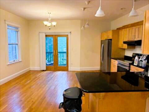 Building Photo - 144 Calumet St Unit 1L