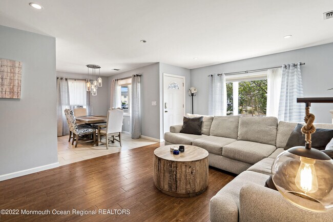 Photo - 207 Washington Ave