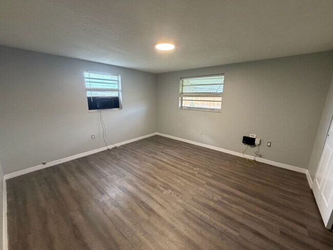 Photo - 702 21st Ave W Unit C