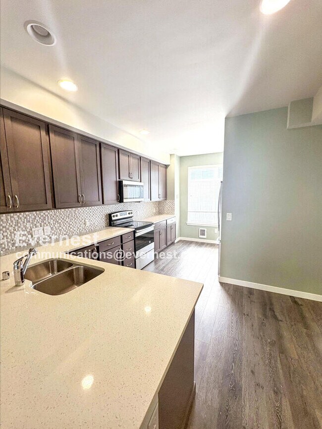 Photo - 19403 7th Ave W