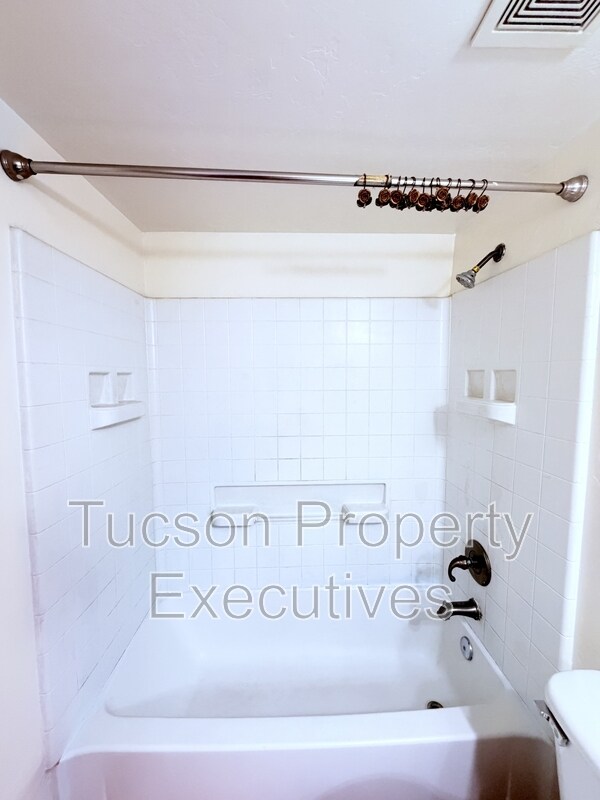 Photo - 455 W Kelso St Unit #201