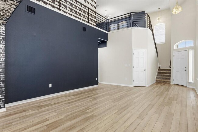 Photo - 6400 Mary Lewis Dr