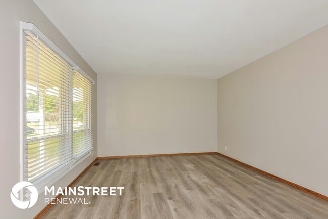 Photo - 1445 Jackson Ln