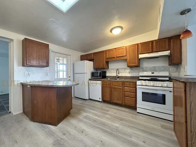 Photo - 4049 N Ray Pl