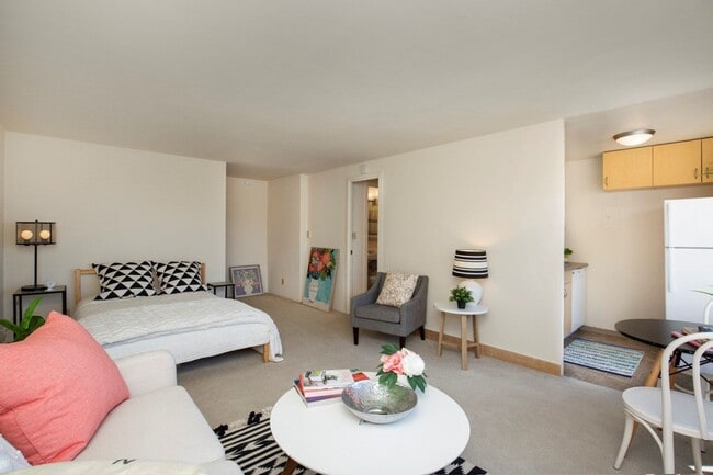 The Queensborough Apartments