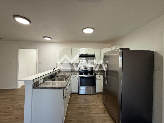 Photo - 551 Bertetti Dr