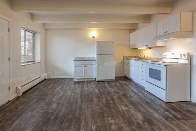 Building Photo - 1109 Alford St Unit 102
