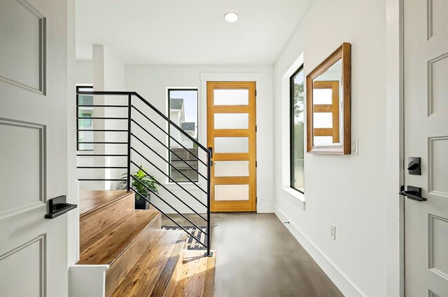 Photo - 1104 Marcy St Unit B