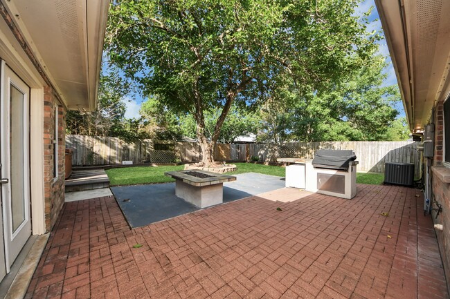 Photo - 3402 Hidden Creek Dr