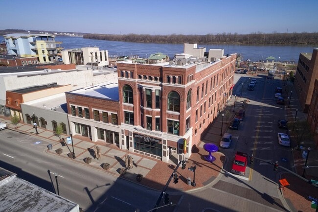 100 Allen St Unit 2B