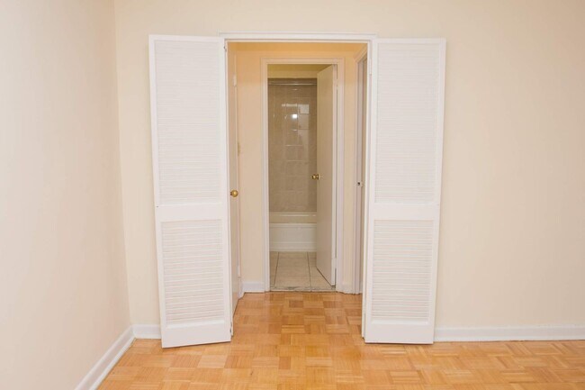 Photo - 672 Kennedy Rd