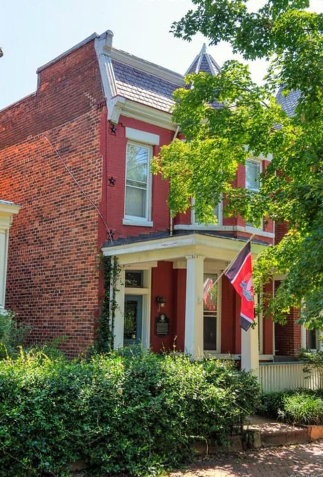 Photo - 2710 E Grace St