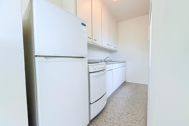 Photo - 528 58th St Unit 1/2