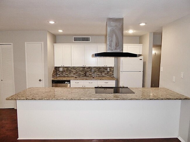 Photo - 4406 Kinloch Dr