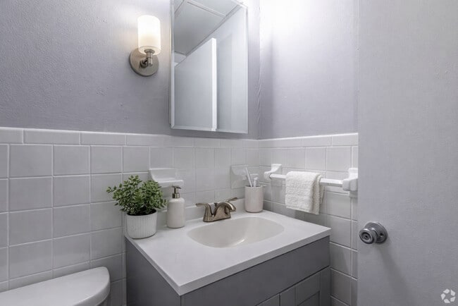 Baño - Cliffside Apartments