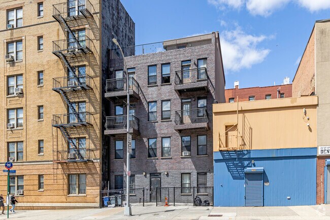 Photo - 2494 Amsterdam Ave