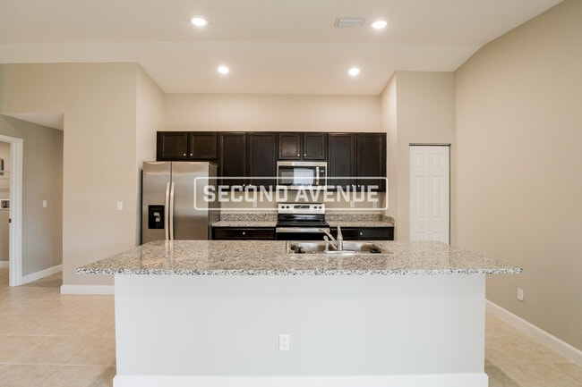 Photo - 3090 Tinley Rd SE