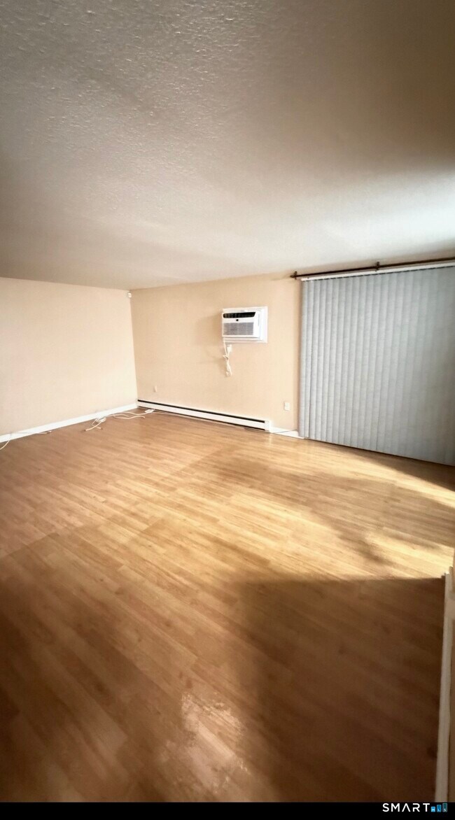 Photo - 57 Burgundy Hill Ln Unidad 57