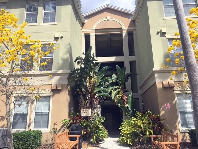 Photo - 8192 Boat Hook Loop Unidad #411