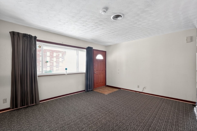 Photo - 816 St William Dr