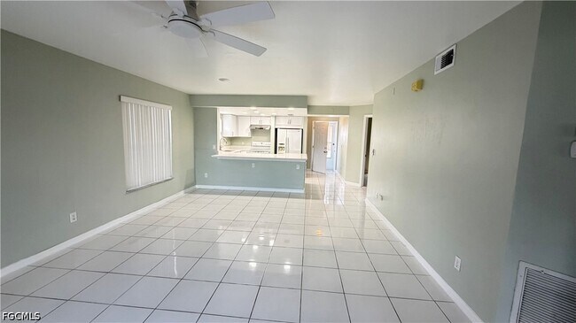 Photo - 28 Cosmopolitan Dr Unit 13