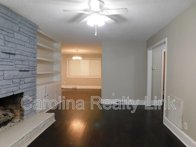 411 Gray Dr