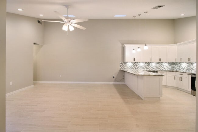 Building Photo - 9623 Boca Gardens Pkwy