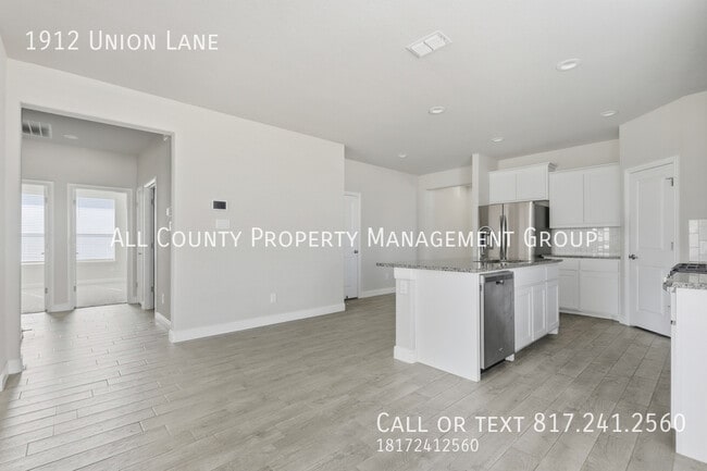Photo - 1912 Union Ln