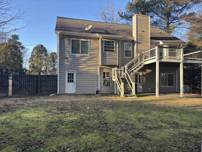 Photo - 3410 Camens Ct NE