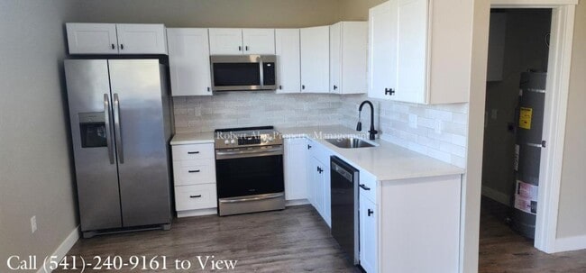 Photo - 2601 SW Hailey Ave