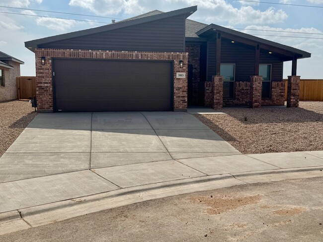 Building Photo - 5913 Settler Ave