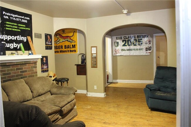 524 Lake St