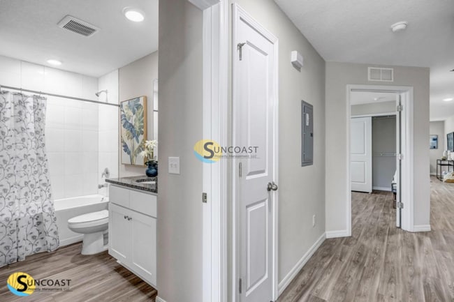 Photo - 9580 Hood Rd