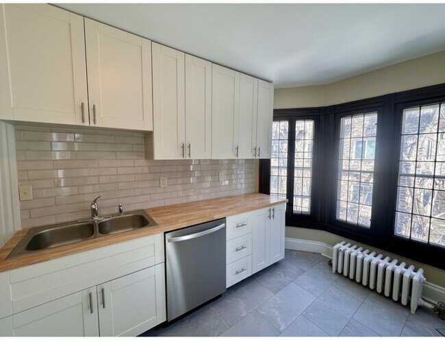Photo - 2216 E Ivanhoe Pl Unit 2