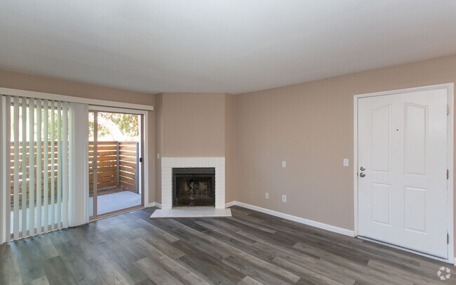 Building Photo - Sleek and Stylish 2 Bedroom Condo in Encin...