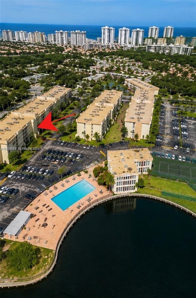 Building Photo - 2000 Atlantic Shores Blvd Unit 316