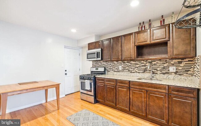 Photo - 1203 S 16th St Unidad 1