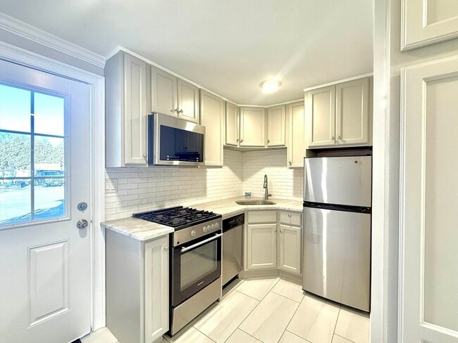 Photo - 284 Montvale Ave Unit 1R