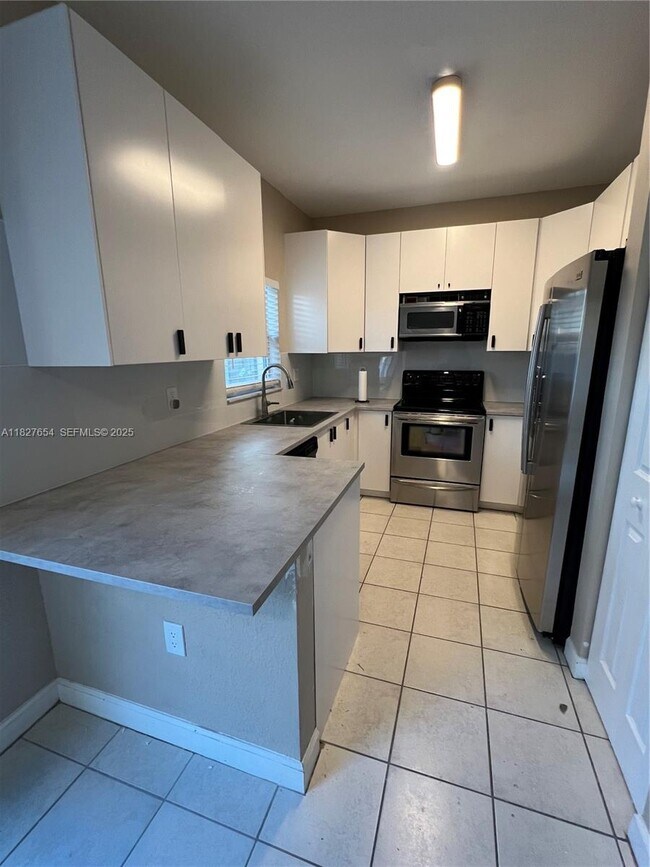 Photo - 4104 NE 24th Dr