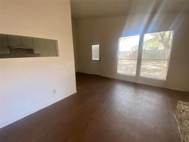 Photo - 1000 Fieldwood Dr