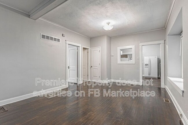 Photo - 573 S Crescent Ave