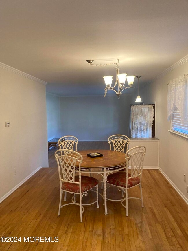 Photo - 105 Suburban Dr