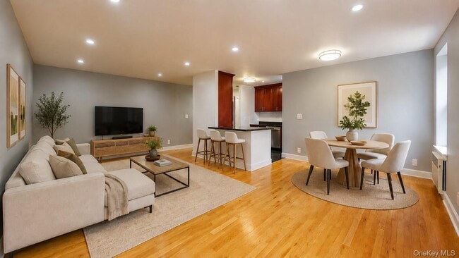 Building Photo - 105-20 66th Ave Unit 2B