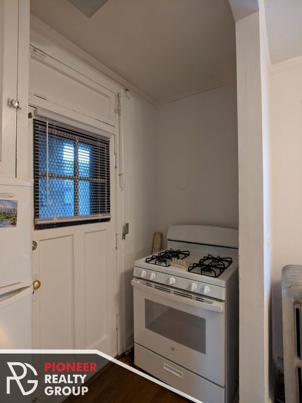 4602 N Winchester Ave Unit 2E