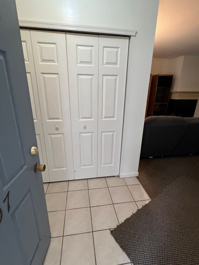 Photo - 707 Christopher Dr Unit 707 - RES